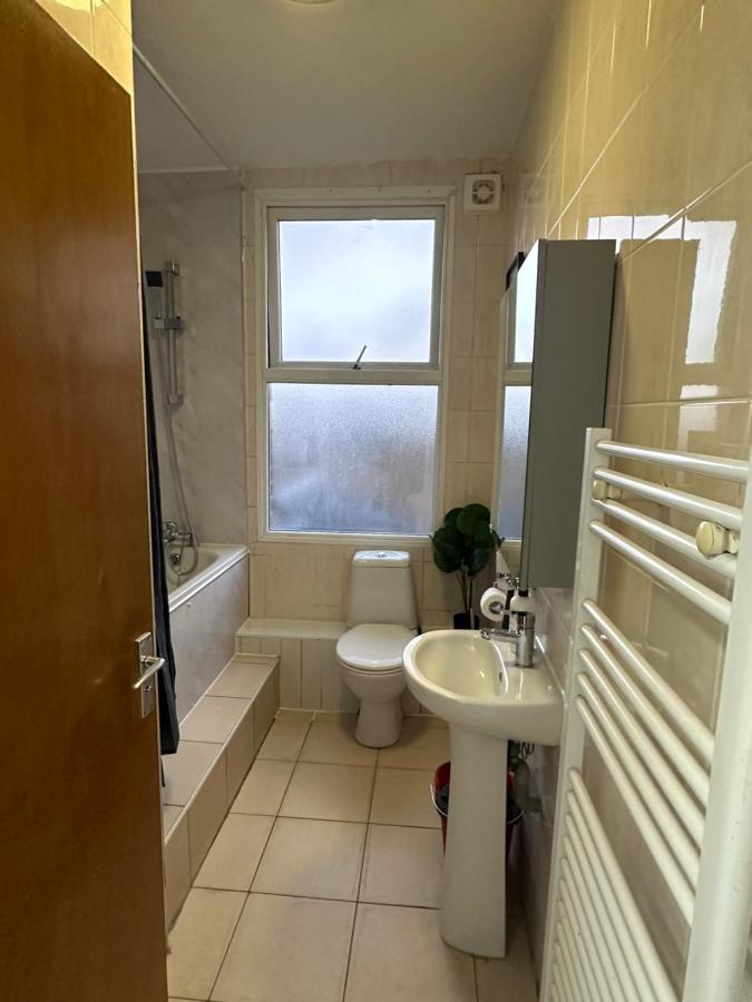 Beautiful Studio Apartment No4 Forest Road London Kültér fotó